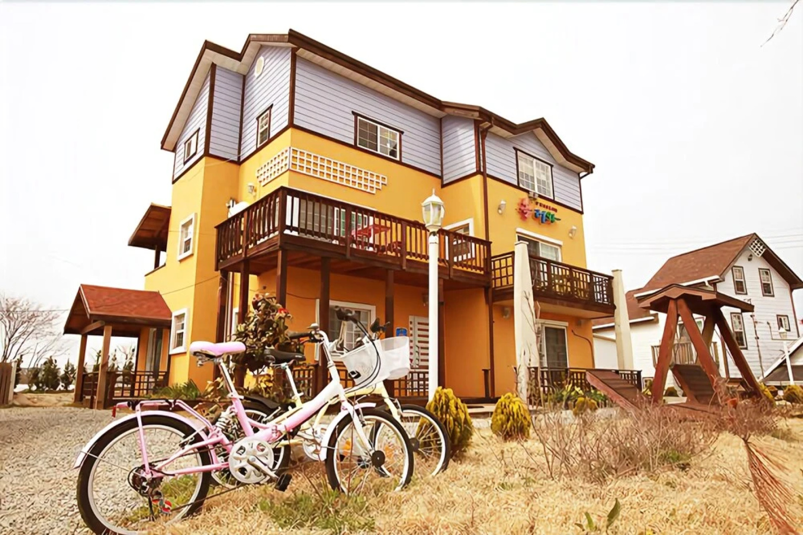 Taean Come & Play Pension