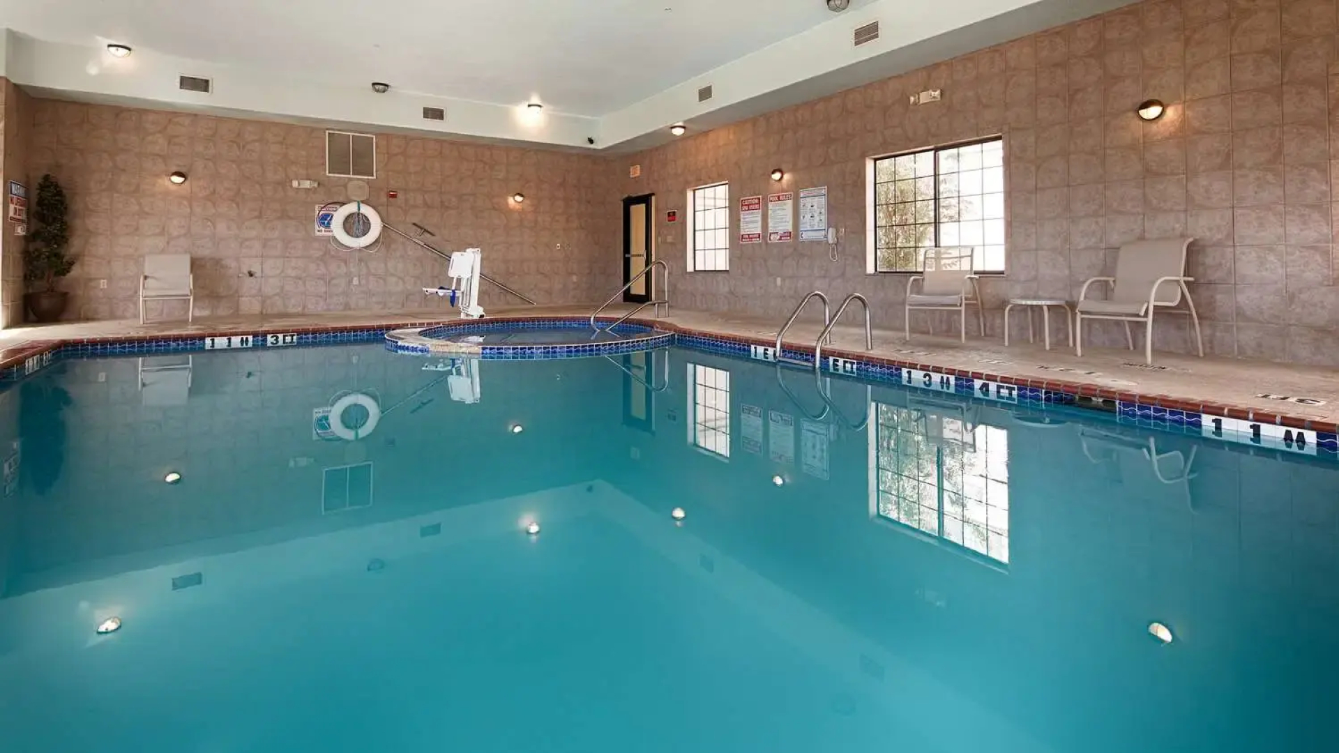 SureStay Plus Hotel by Best Western Quanah
