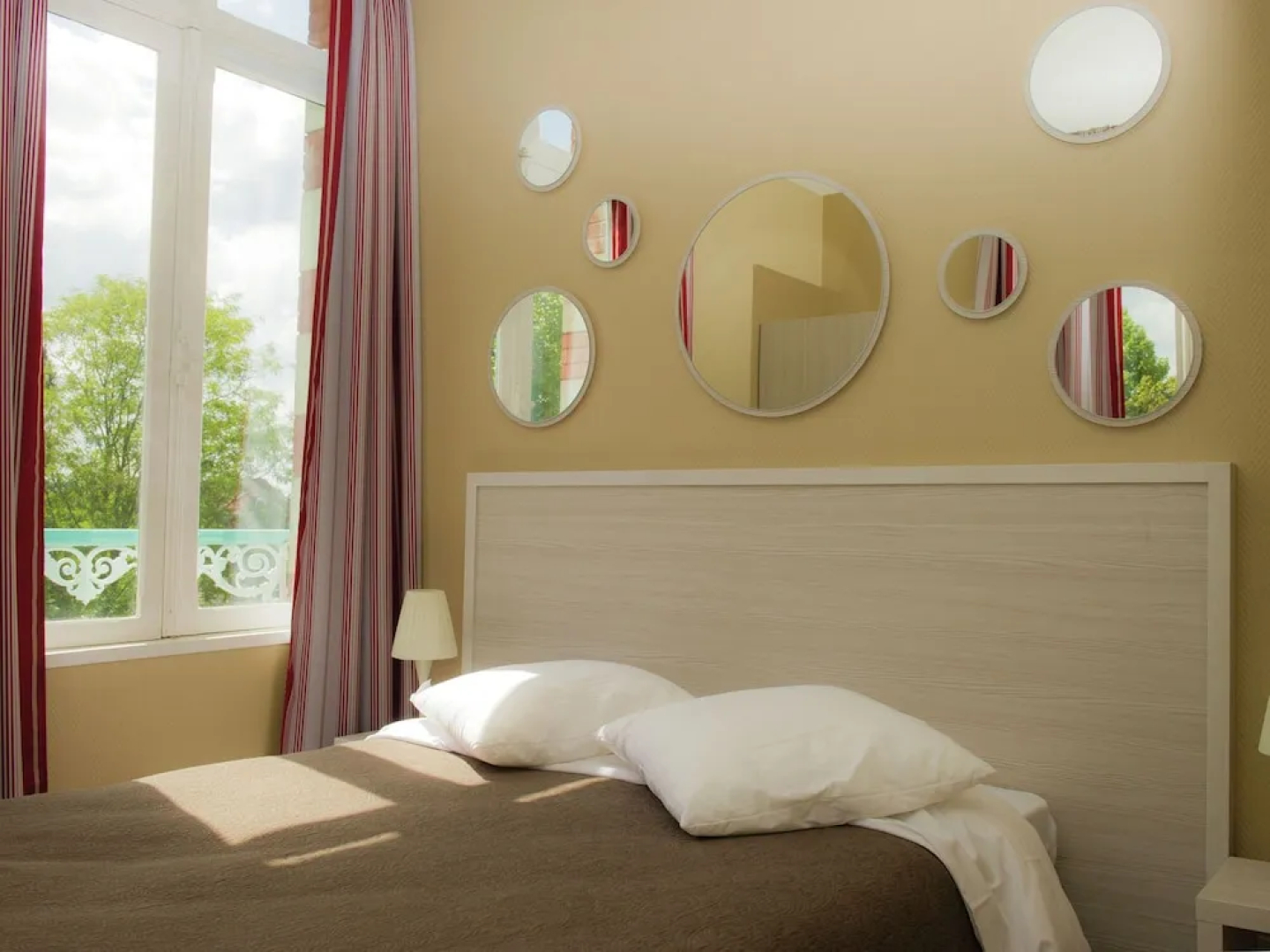 Apartment in Historic Town Villa in the Town of Arcachon