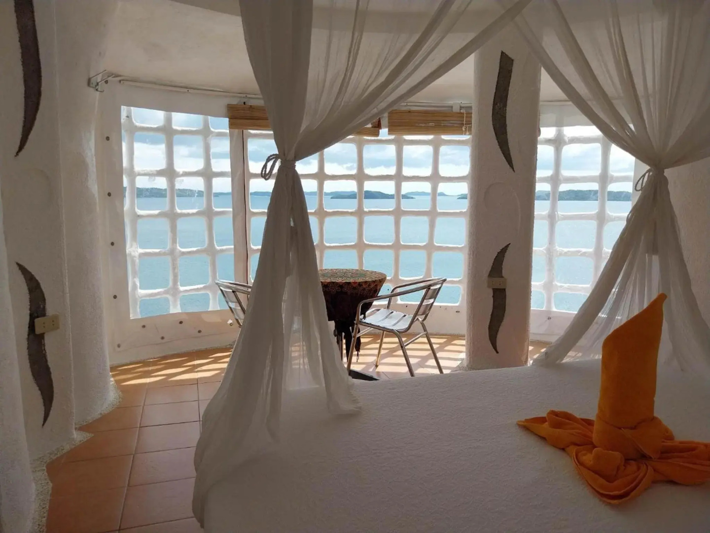 Al Faro Cosmio Hotel