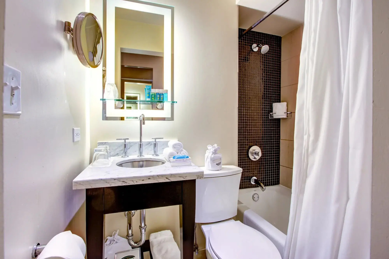 THE MIDLAND HOTEL, Chicago, a Tribute Portfolio Hotel