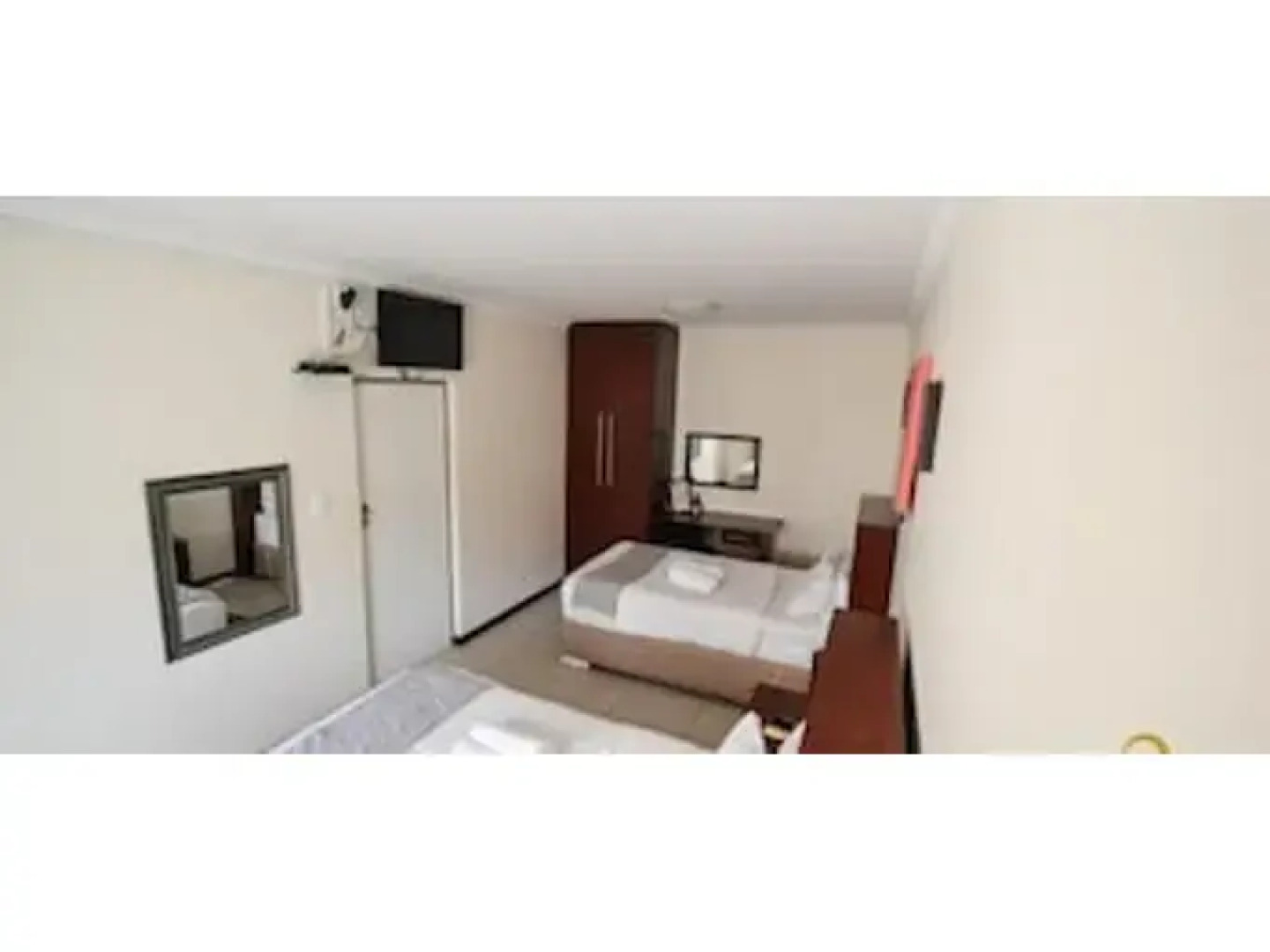 Lekoa Bed and Breakfast and Trading