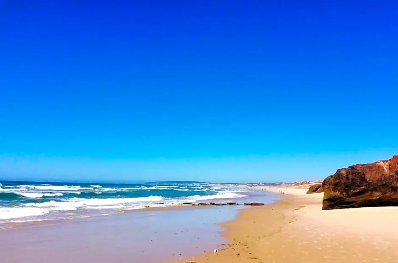 Freesurf Camp Hostel