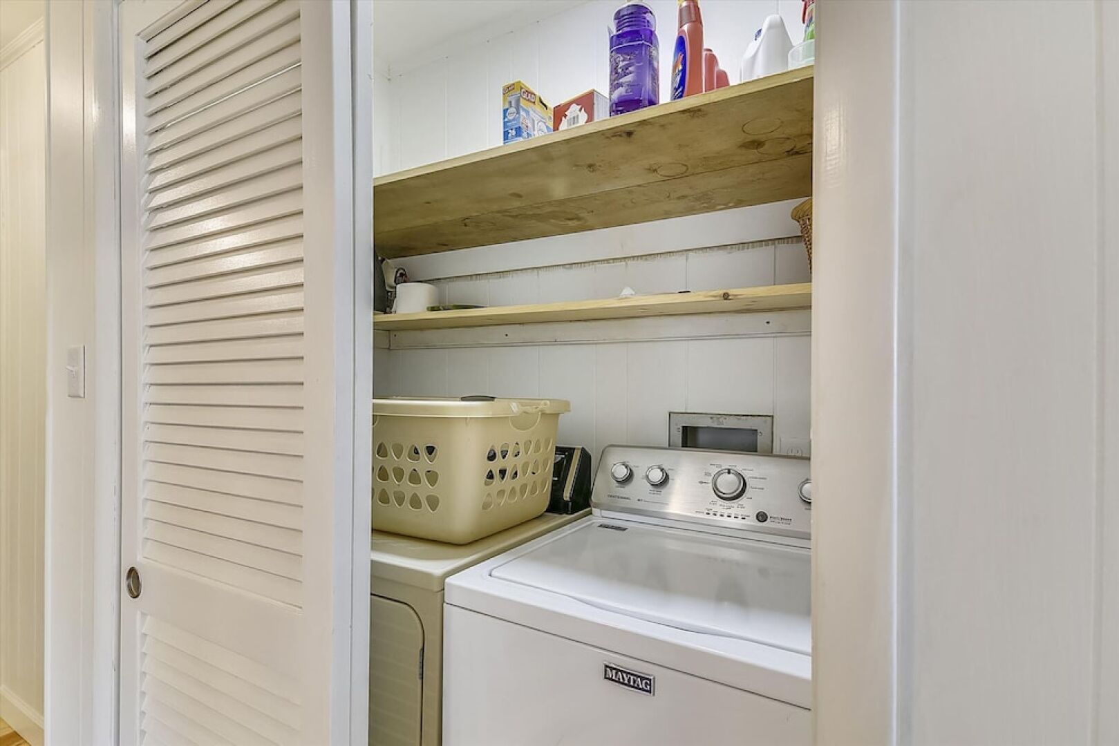 336 Hickman Street by Long & Foster