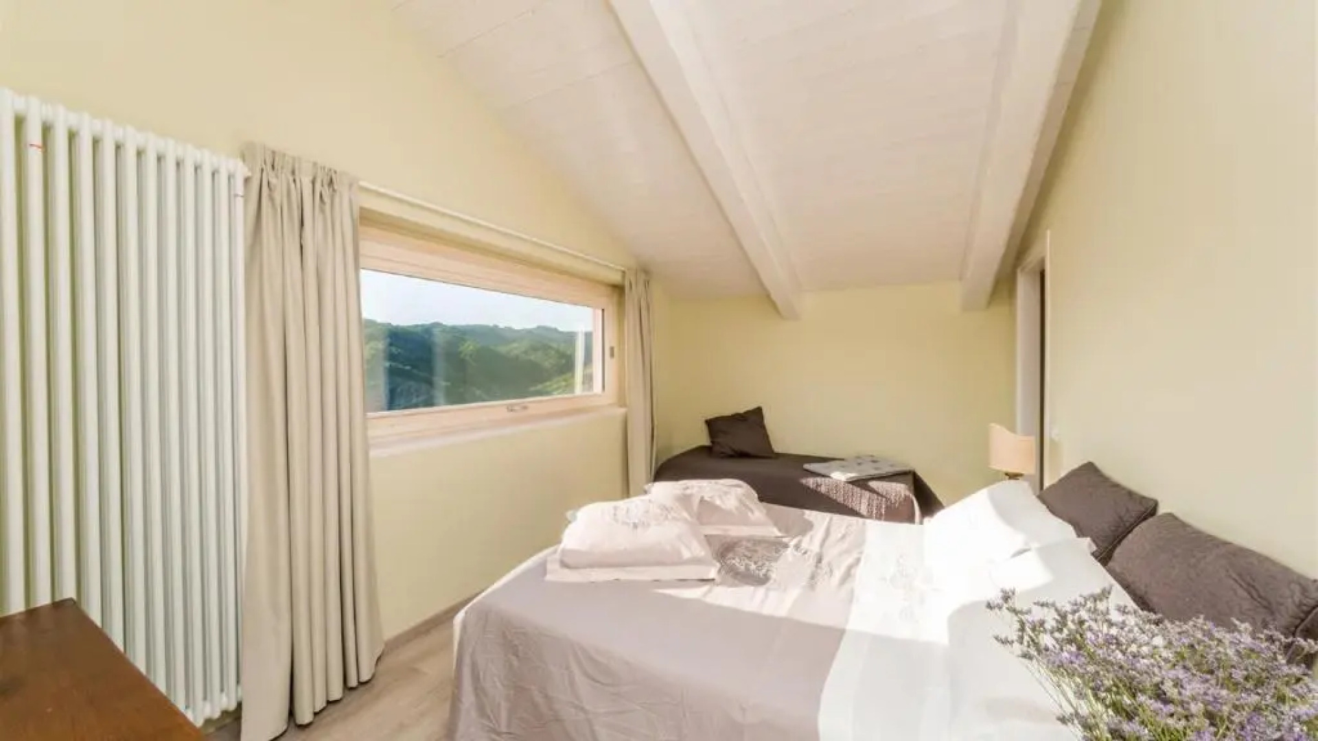 Chipieri 4&2, Emma Villas