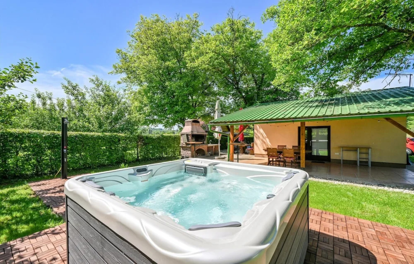 Amazing Home in Galovic Selo With 1 Bedrooms and Jacuzzi