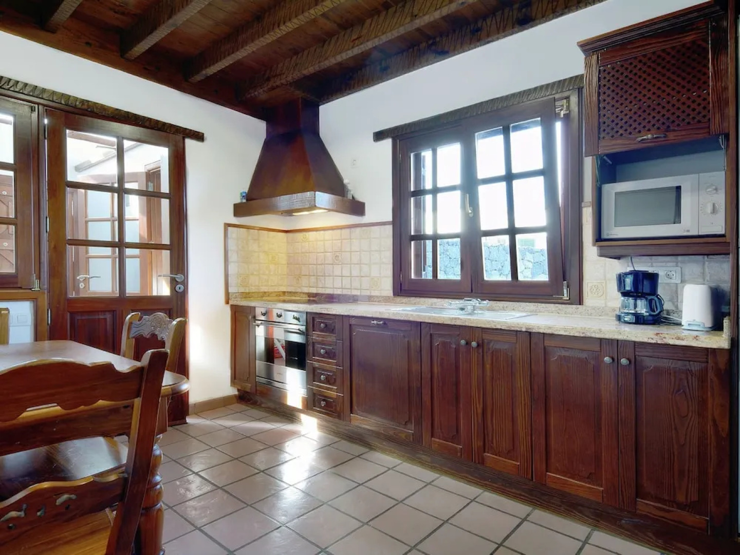 Villa With Private Pool in the Center of Lanzarote, Perfect for day Trips