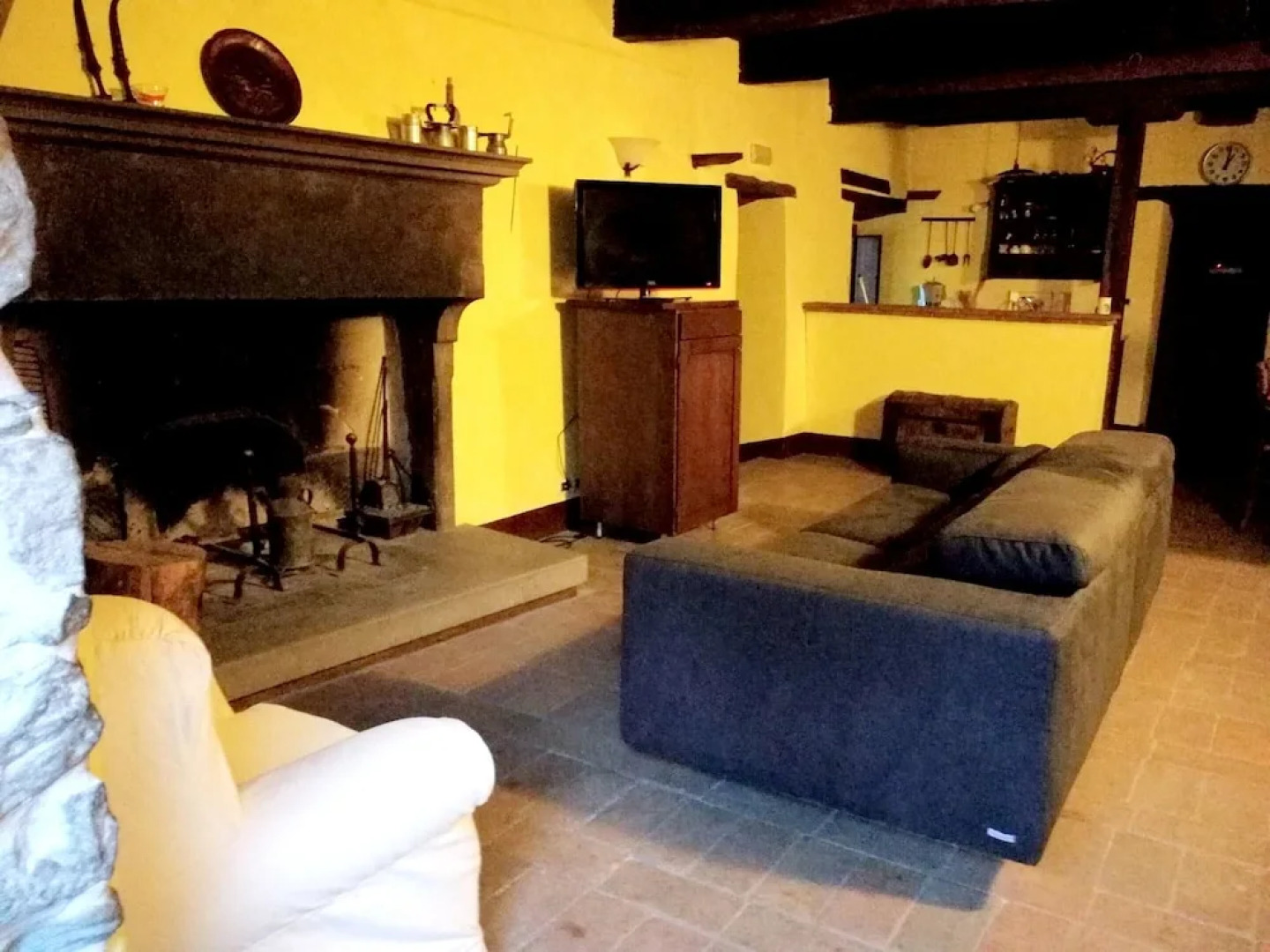 Apartment With 2 Bedrooms in Caprese Michelangelo, With Pool Access an