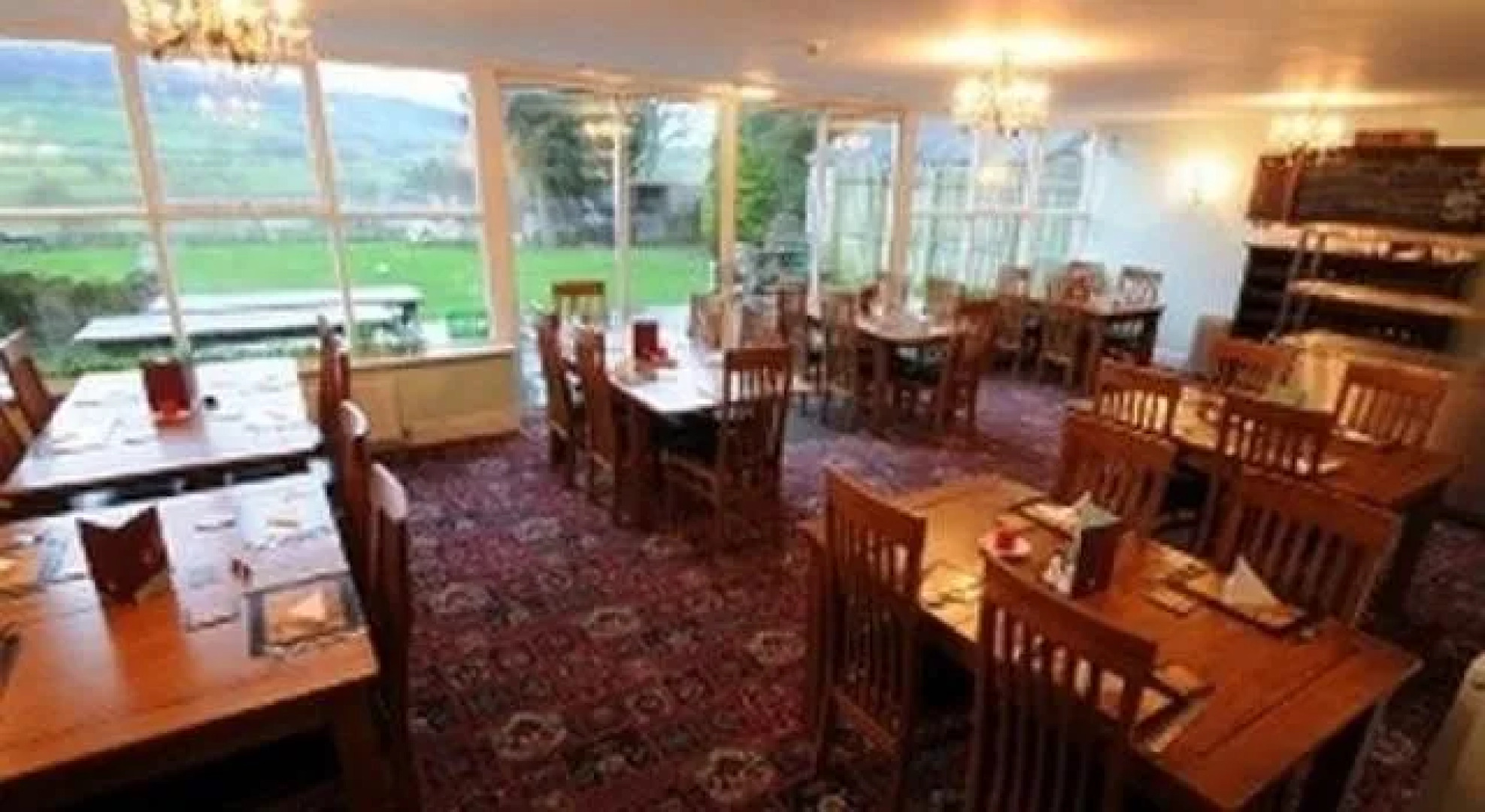 The Three Wheat Heads