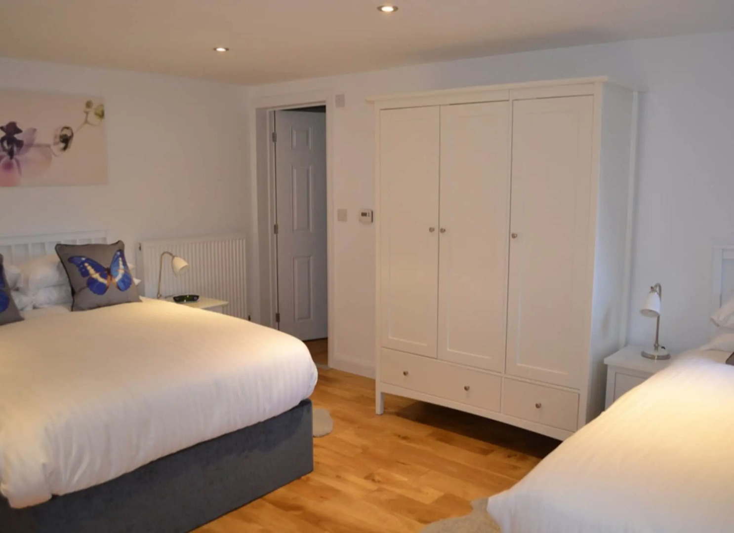 The Queens Head Hotel