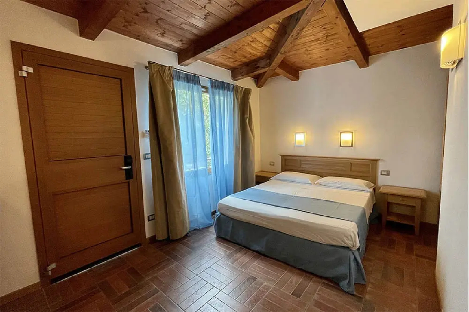 Le Mandrelle Beach Resort