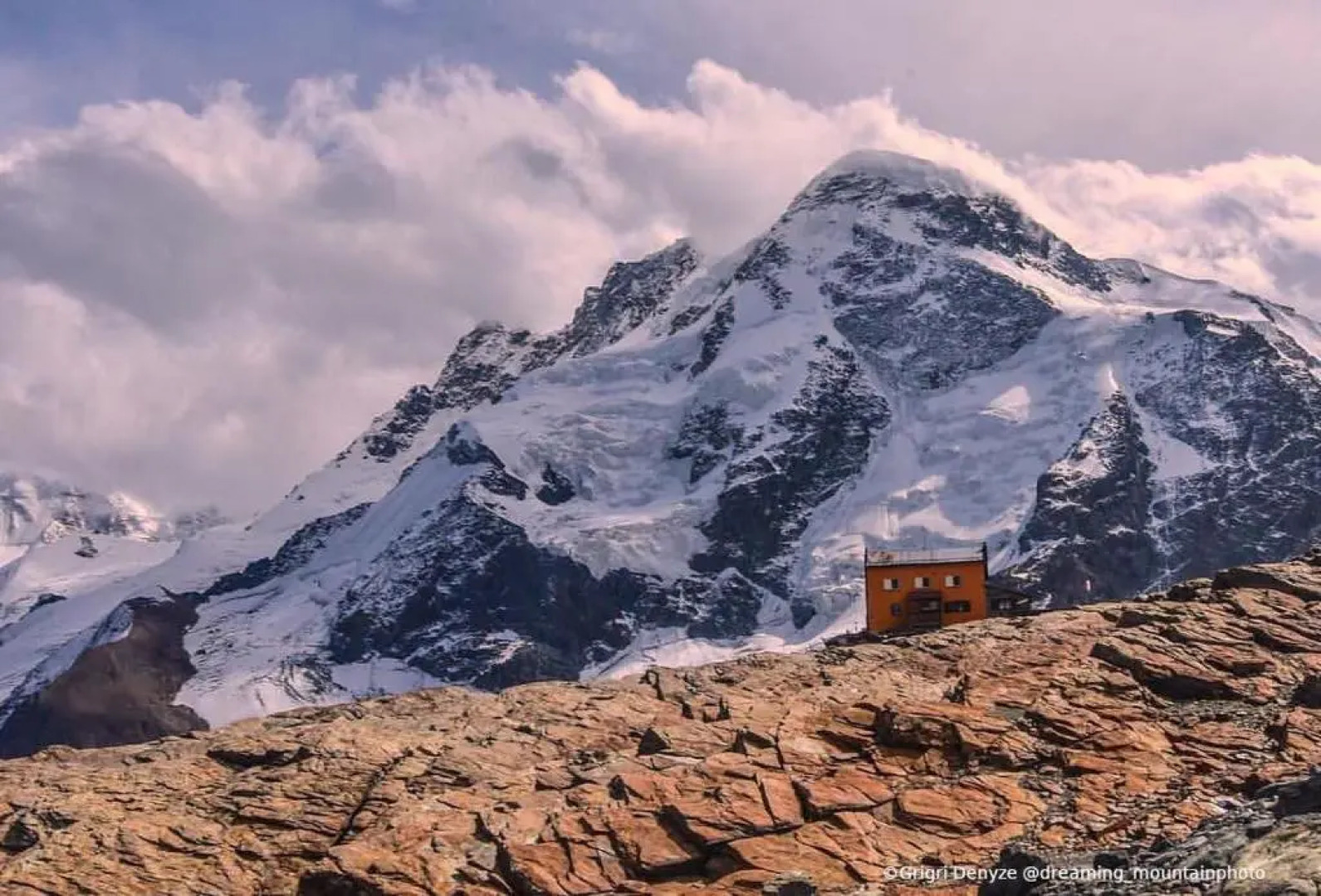 3030 Gandegg, Gandegghütte