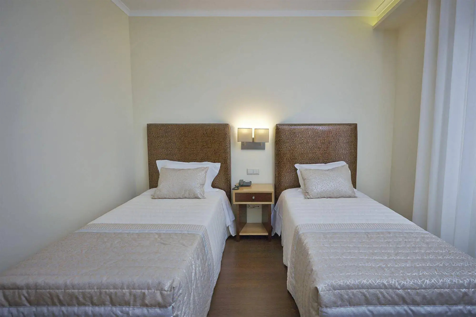 Welcome In - Suites & Hostel