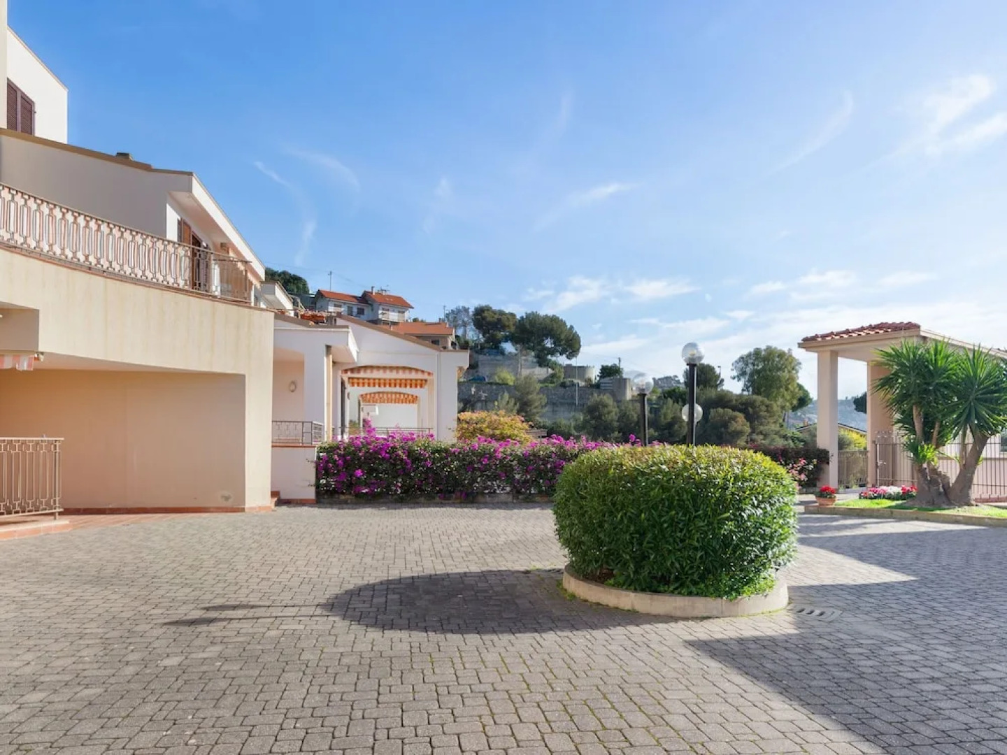 Snug Apartment in Ospedaletti With Swimming Pool