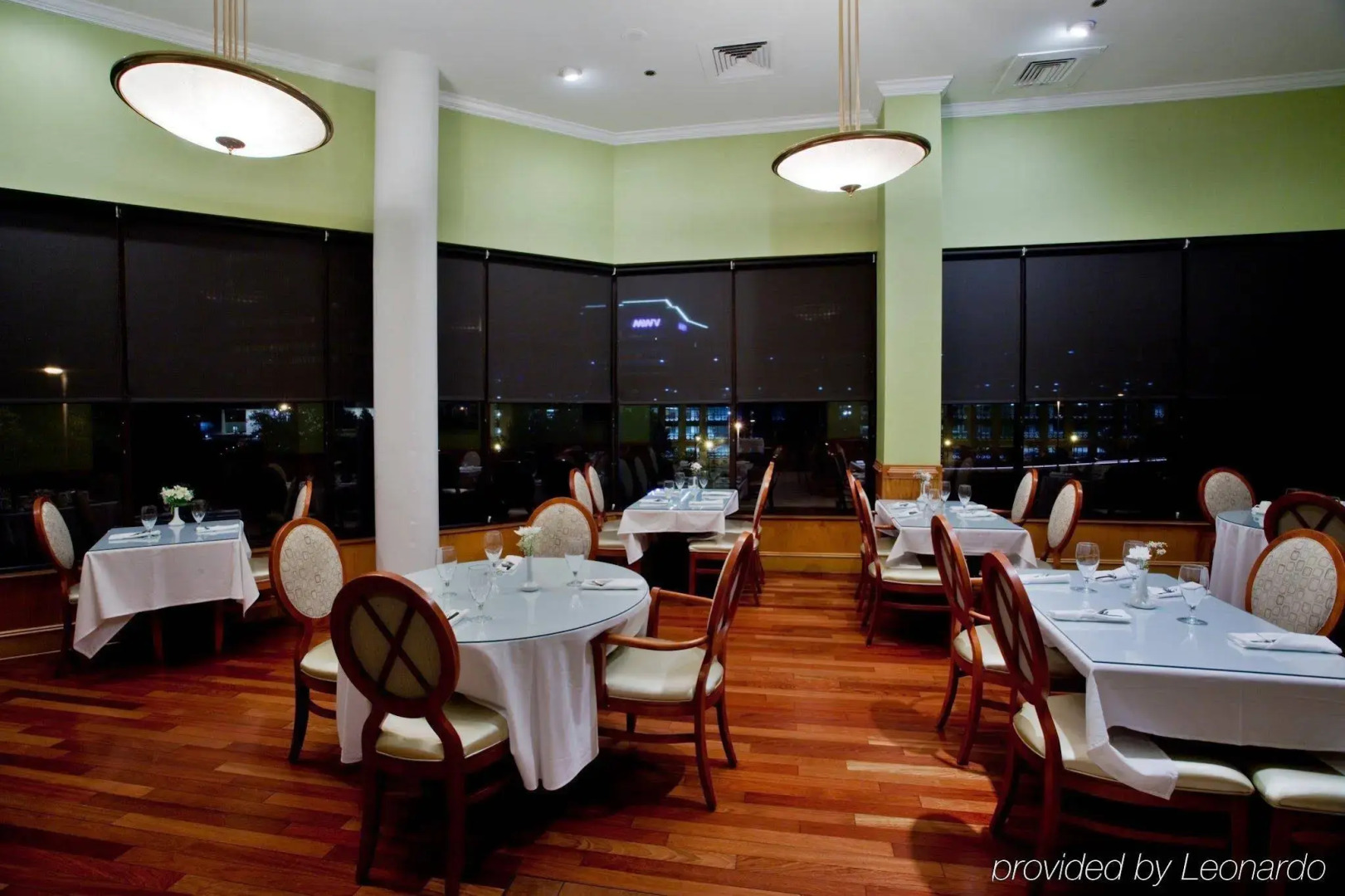 Delta Hotels by Marriott Richmond Downtown