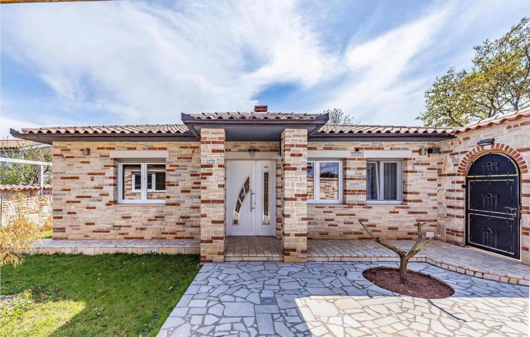 Beautiful Home in Medulin With Outdoor Swimming Pool, Wifi and 2 Bedrooms