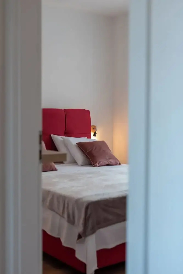 Villa Eight by Villa Kuzmanic