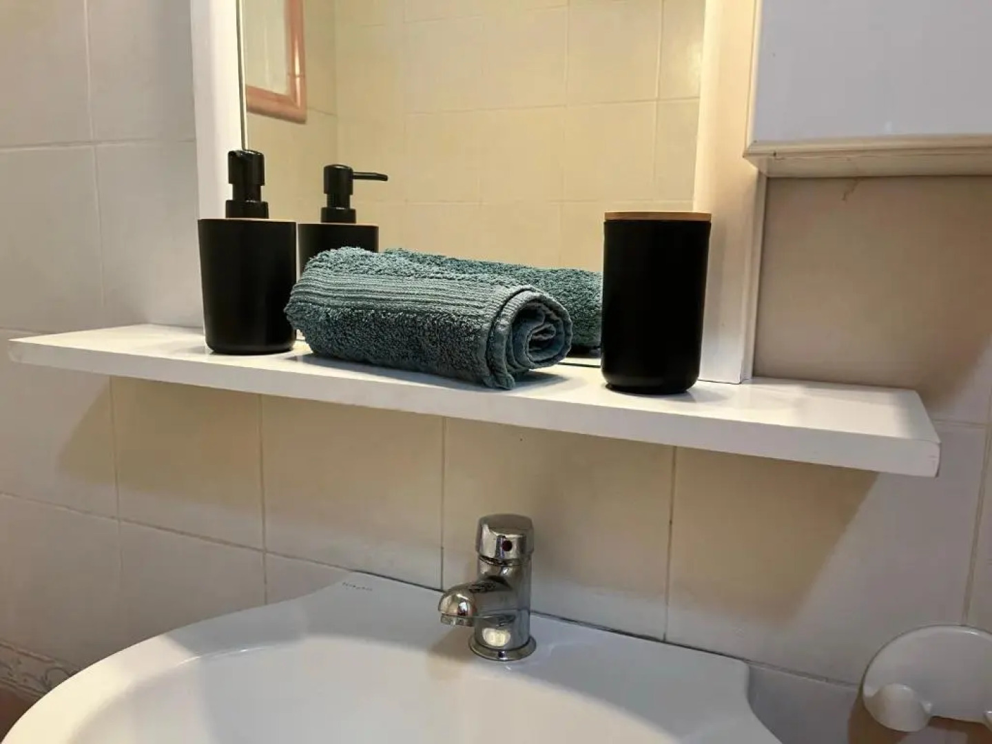 Pety's House by the Sea