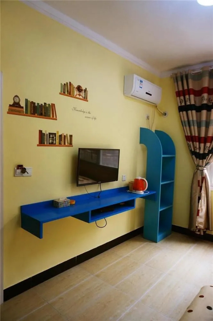 Fenghuang Encounter Time Inn