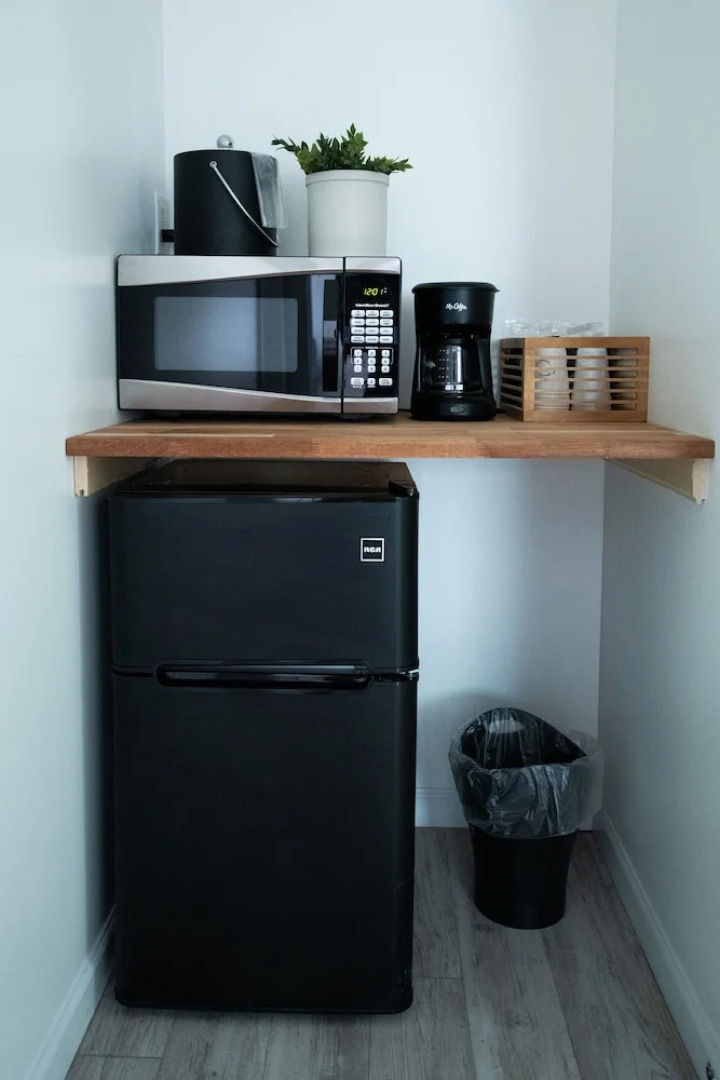 Carriage House Motor Inn