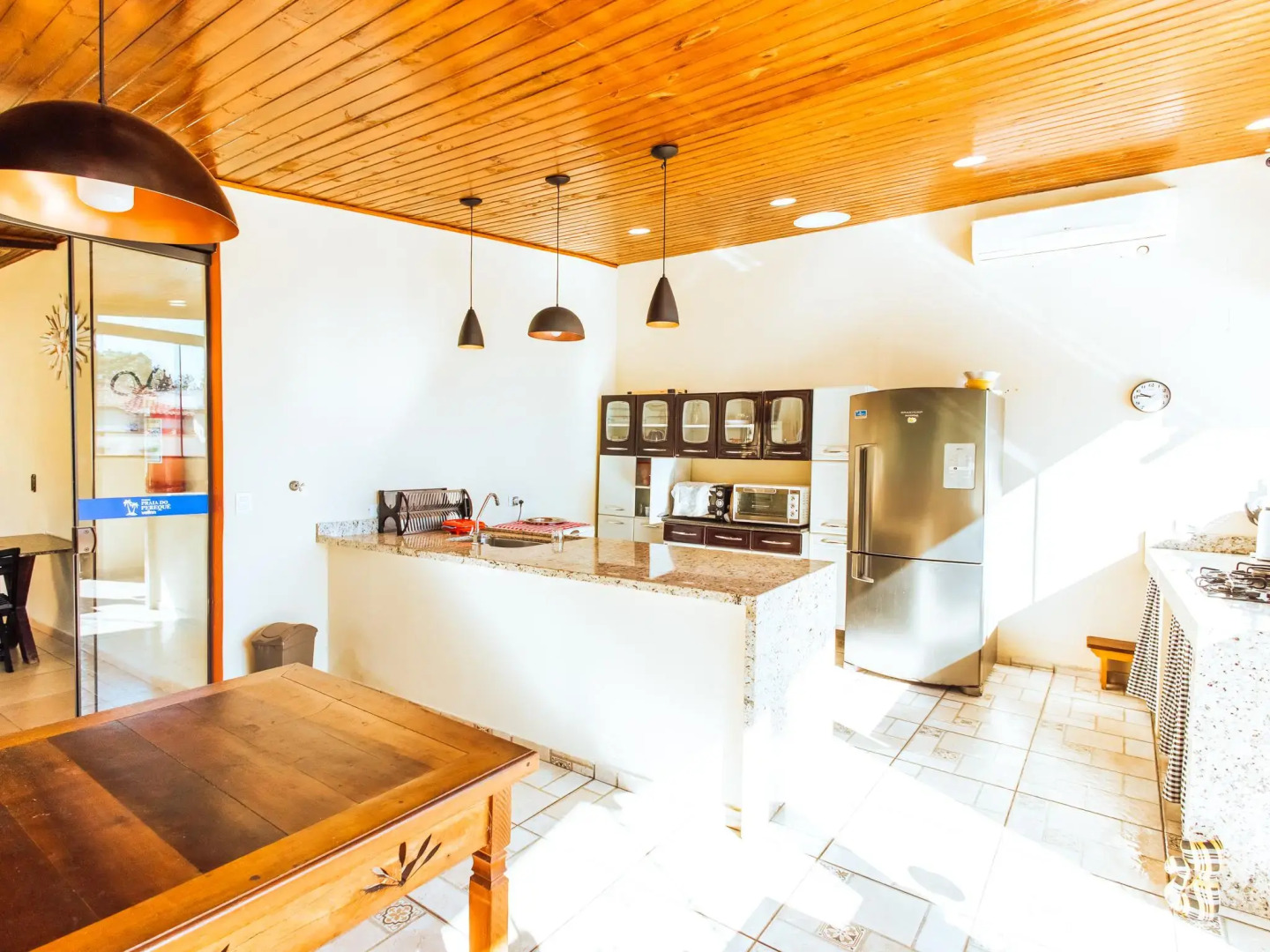 VELINN Pousada Praia do Perequê