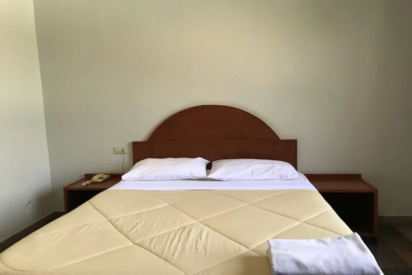 Lopburi Residence 2 And Resort