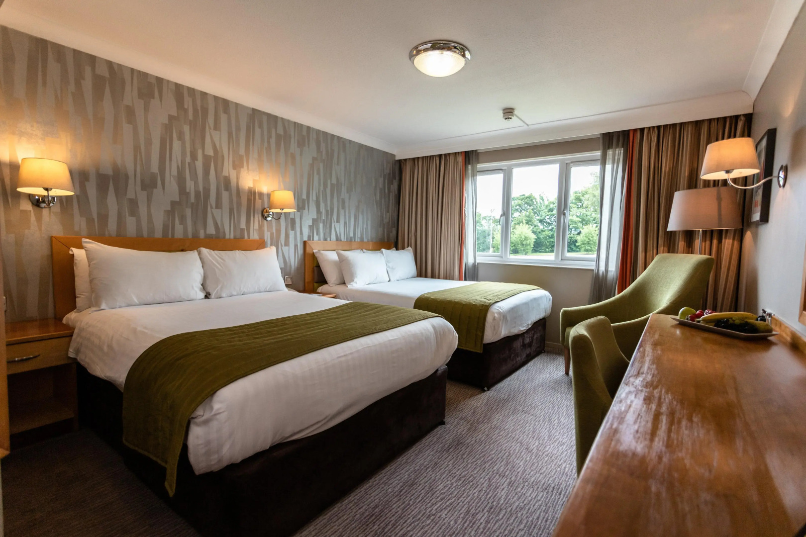Holiday Inn A55 Chester West by IHG