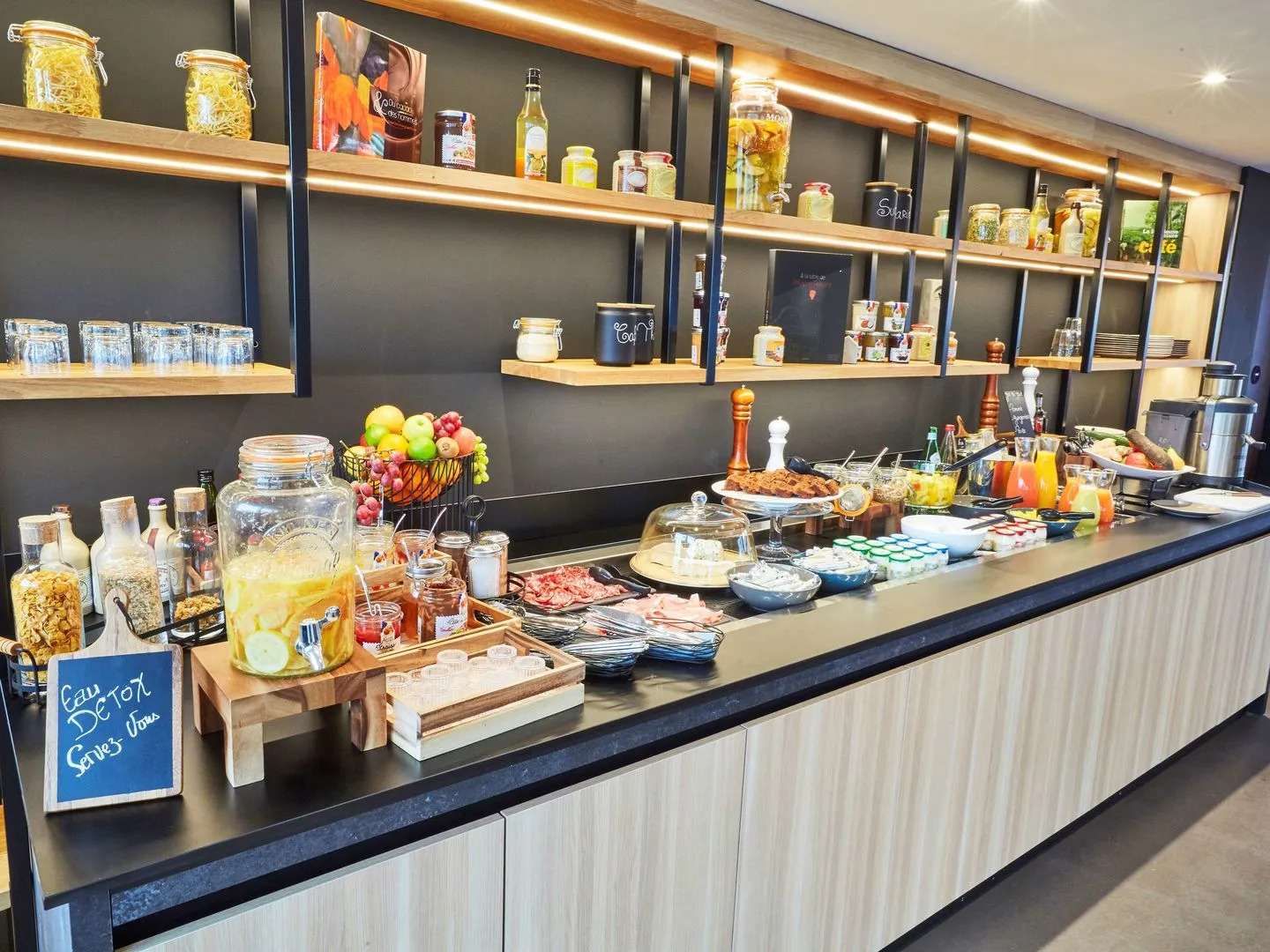 Campanile Smart Lyon Est - Eurexpo Bron Aviation