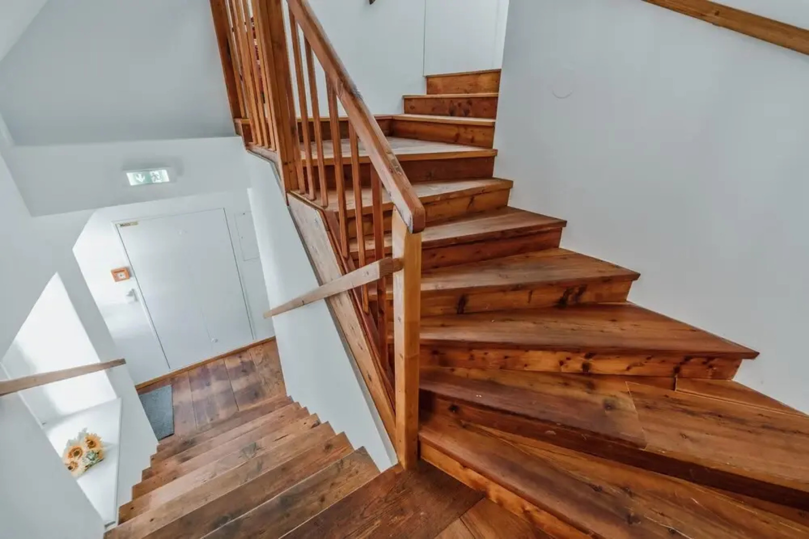 Deluxe Apartment With two King Bedrooms and two Bathrooms in D Rnstein