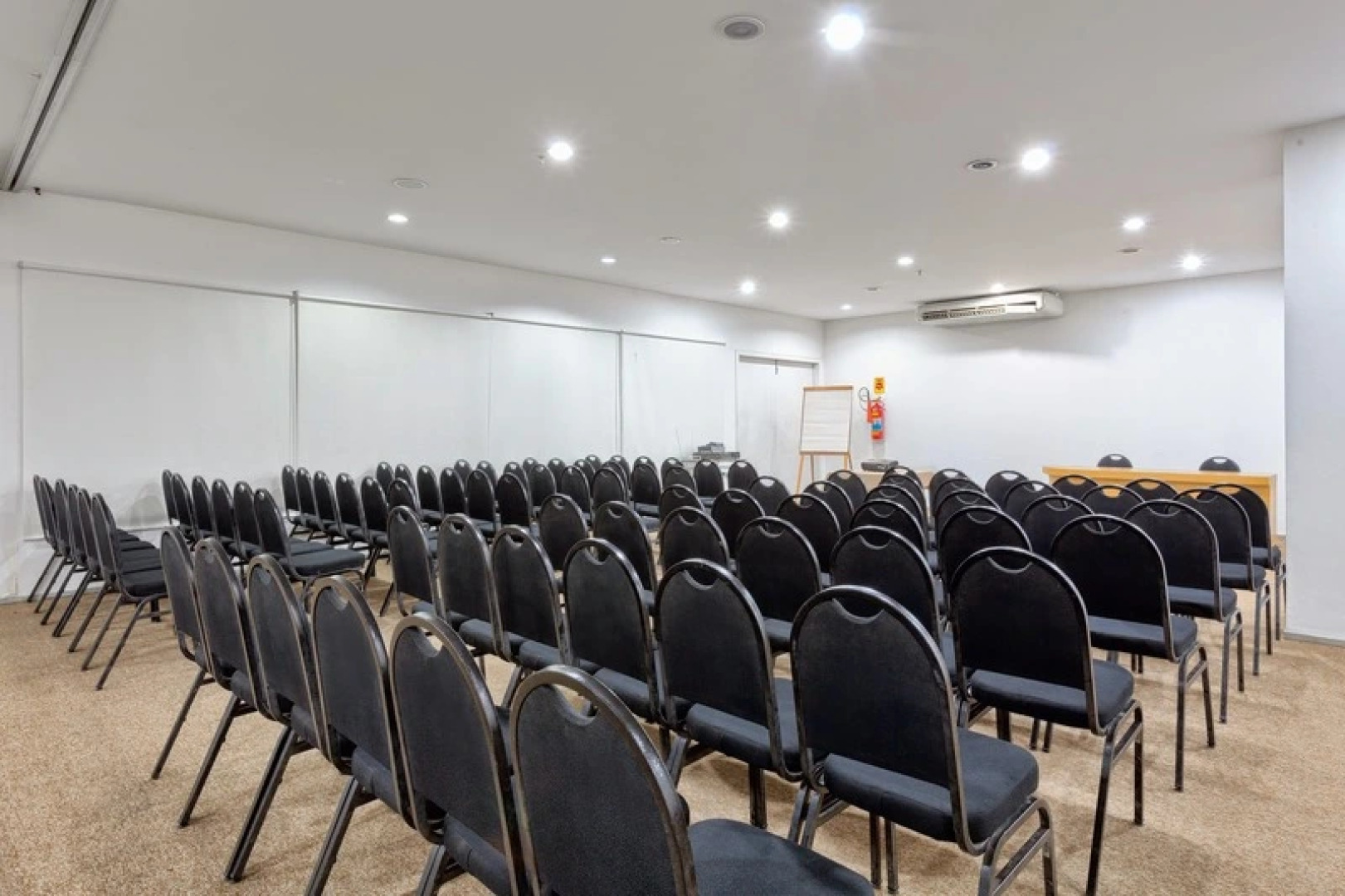 Solare Suites American