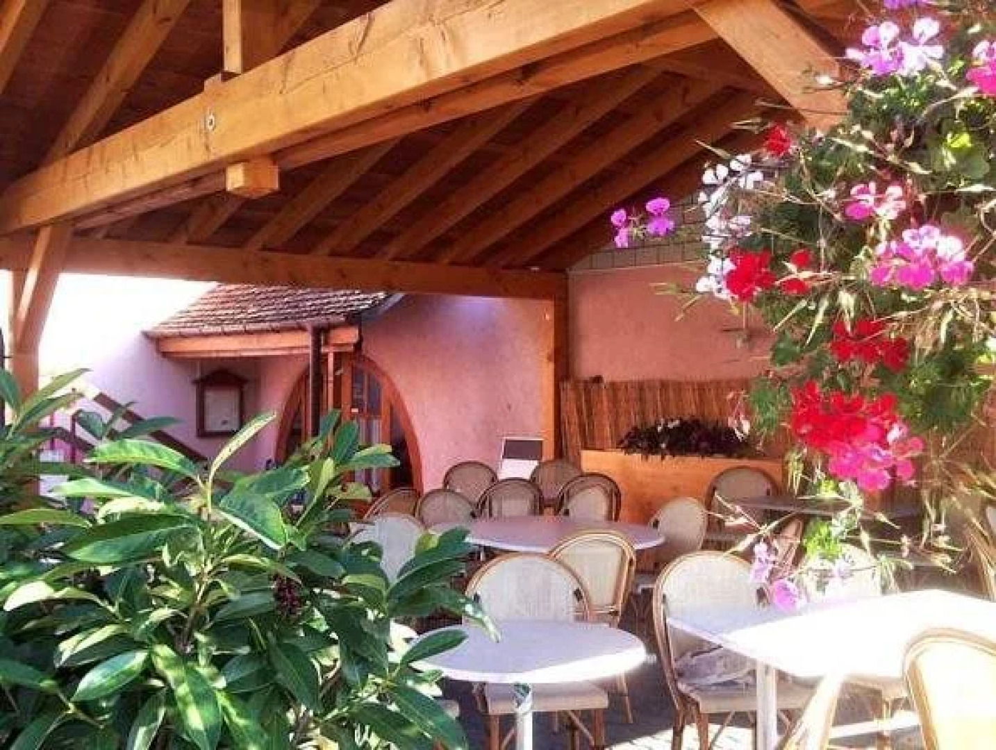 Hotel-Rotisserie La Tour Rouge