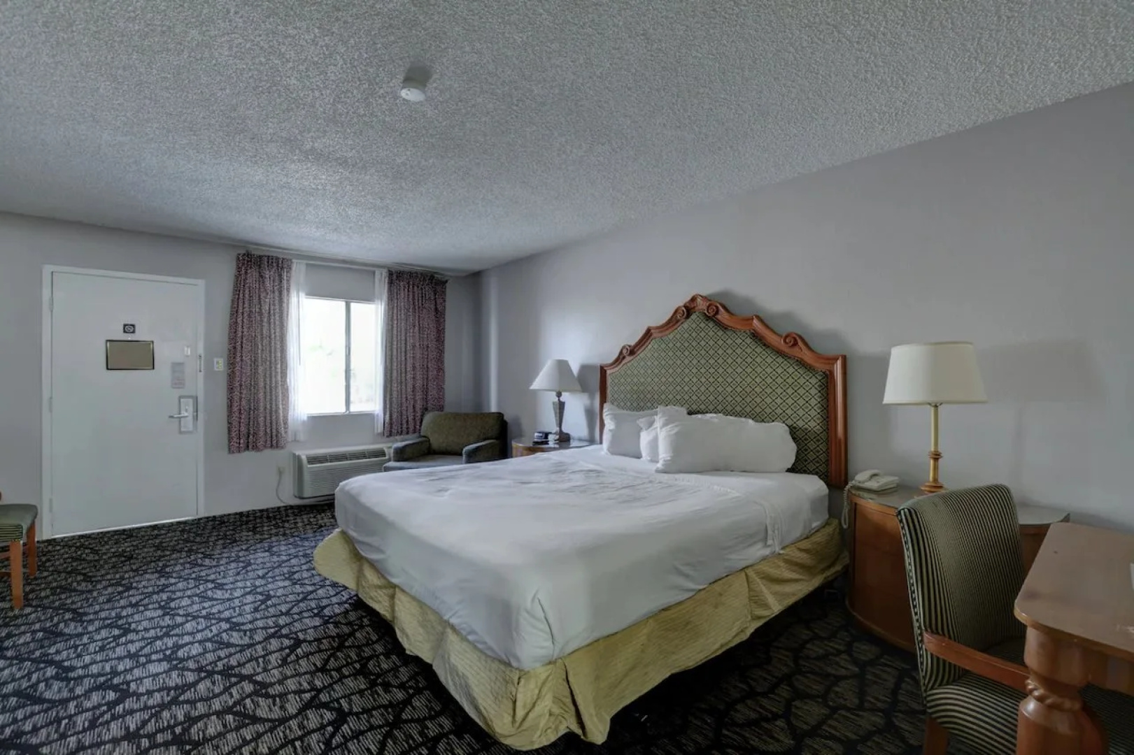 Aviation Inn