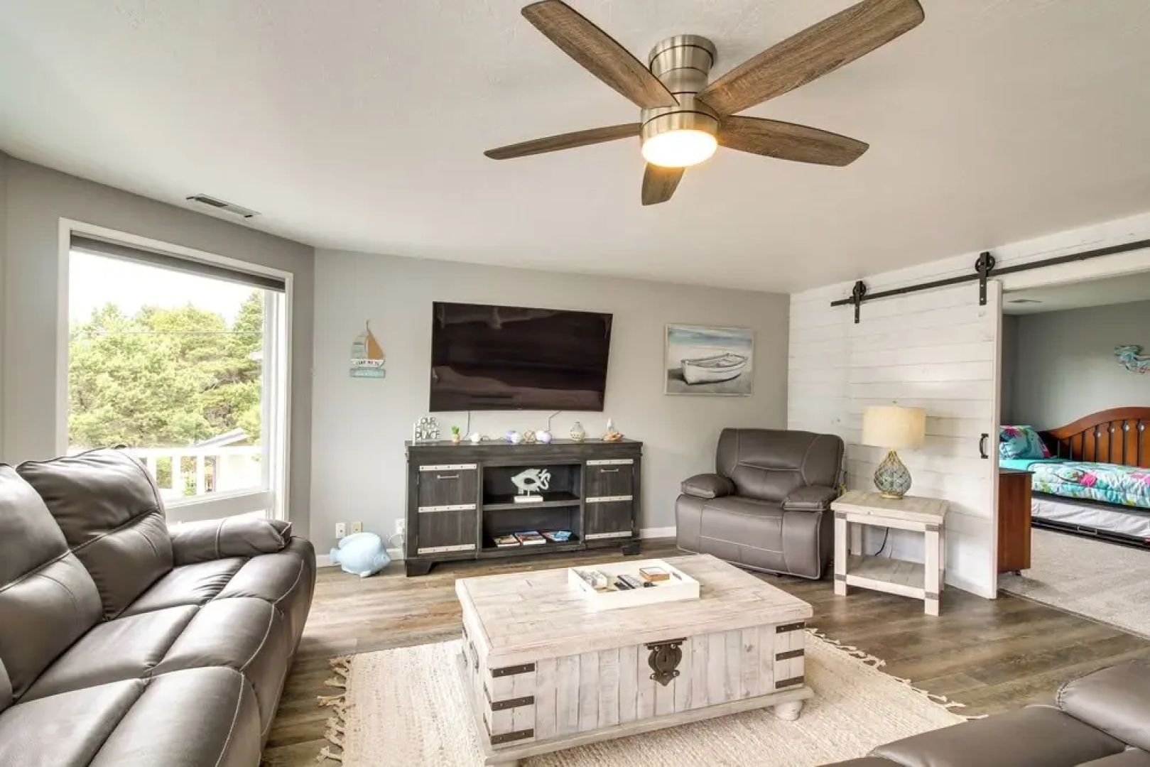 Coastal Bandon Vacation Rental: Walk to Beach!