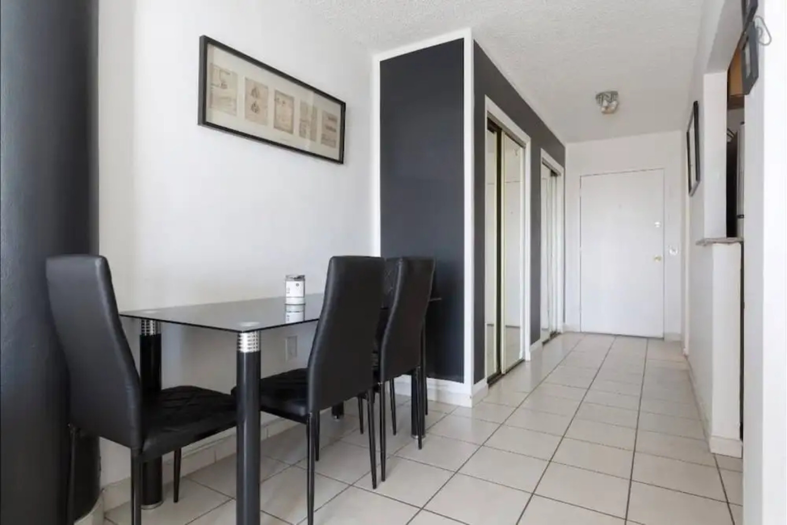 Awesome Place with Pool and Parking No.4