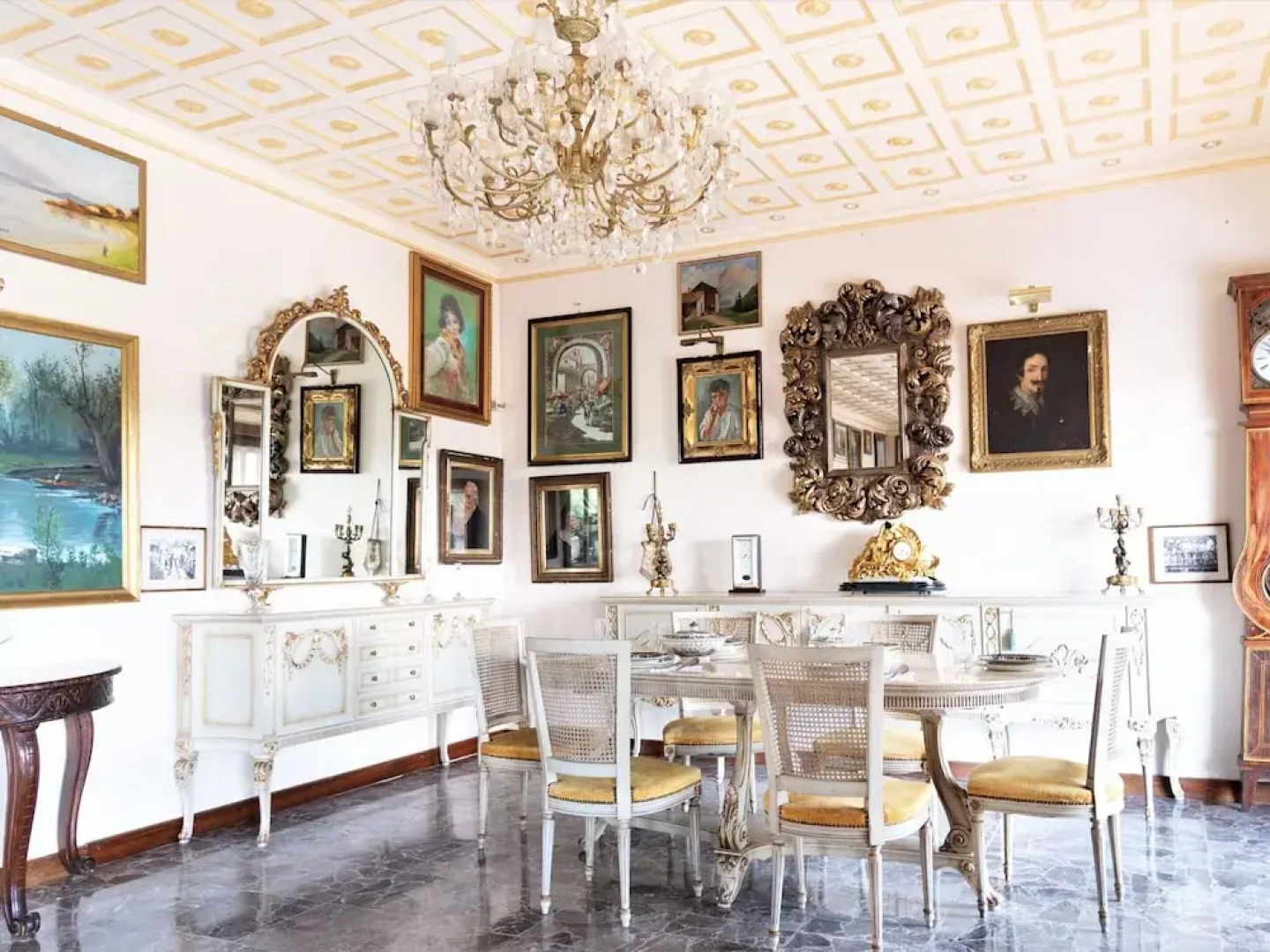 Belvilla by OYO Villa Teodora