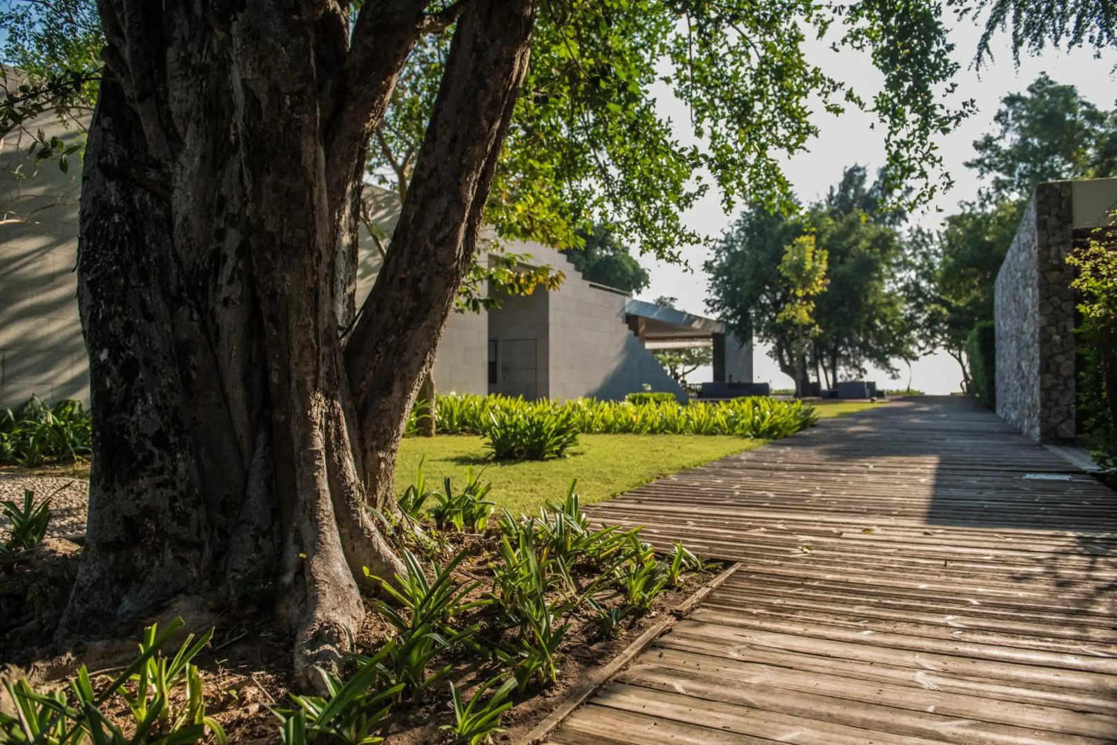 Курортный отель Tolani Kui Buri