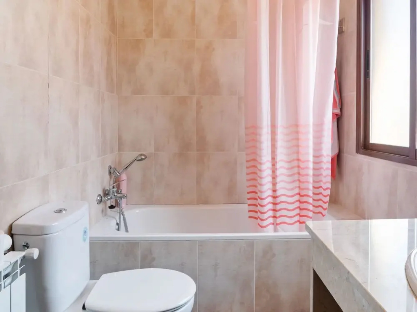 Quaint Holiday Home With Private Pool