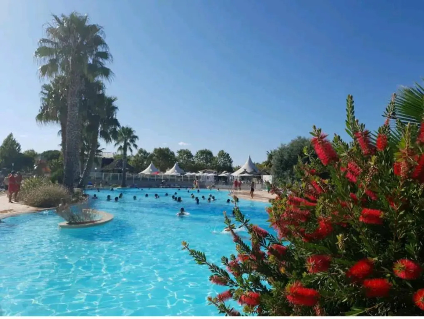 Mobil-home camping 4 étoiles La carabasse Vias