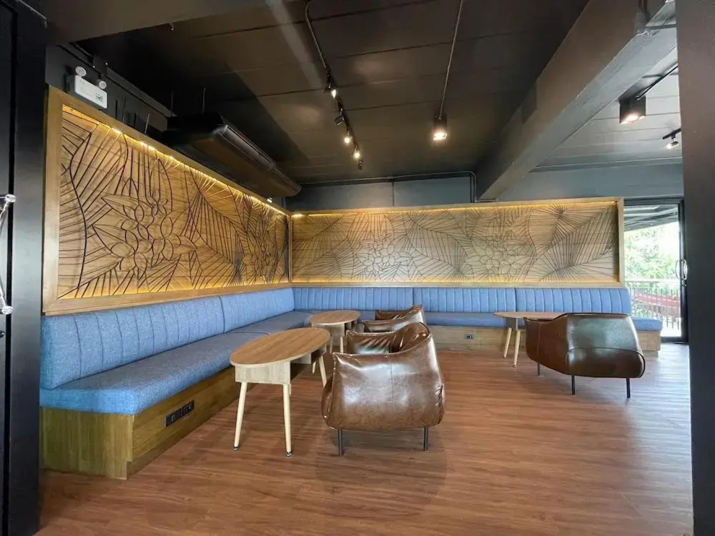 The Bedrooms Maeklong Service Apartment