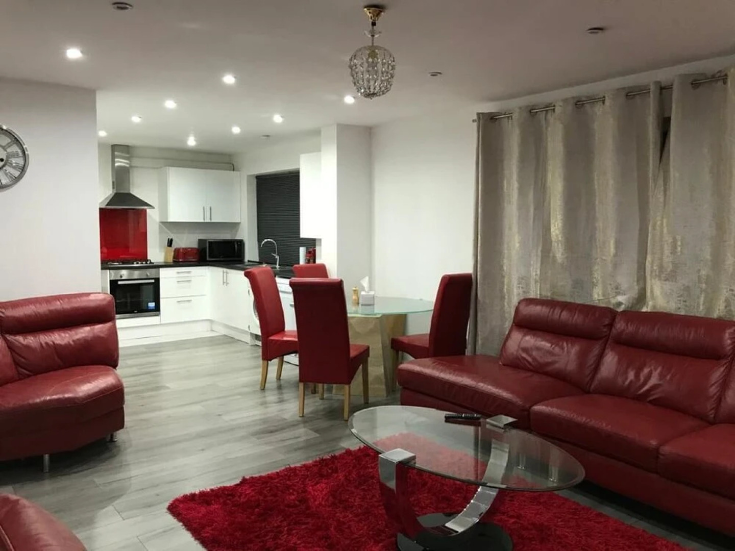 Nice 2 Bed Independent Annex in High Wycombe