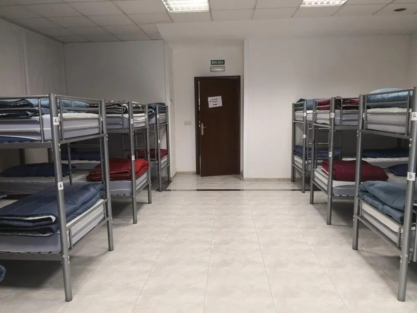 Albergue Arraigos - Hostel