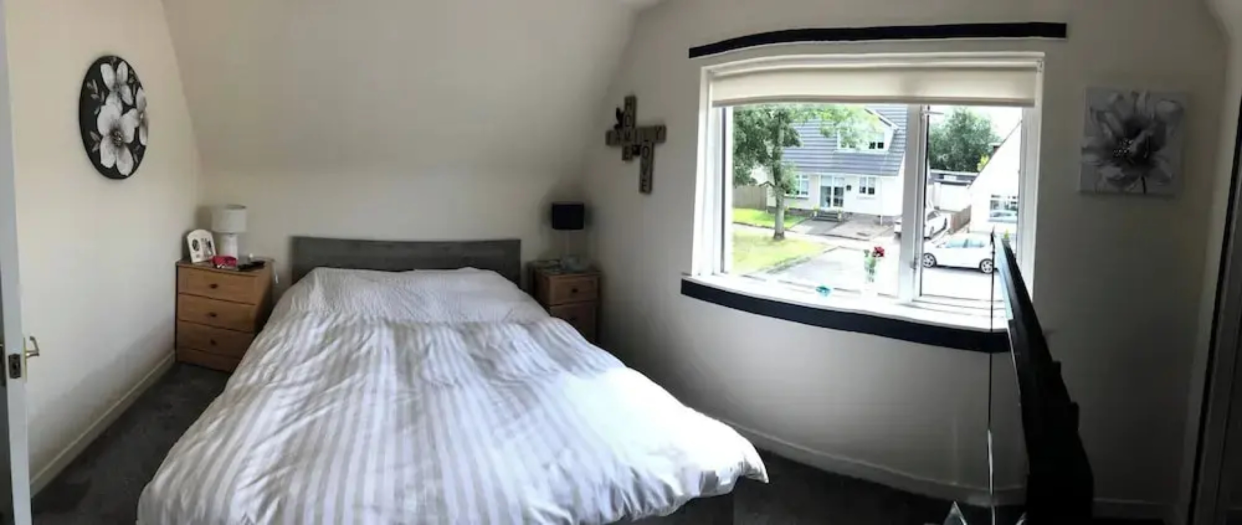 Limegrove Comfortable Three Bedroom House