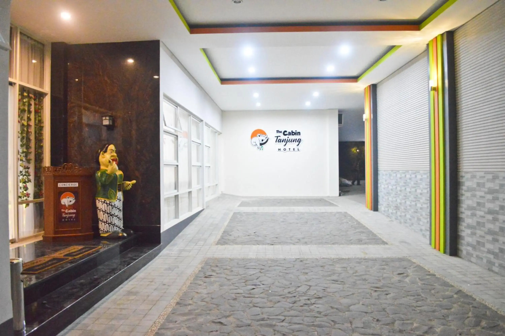 The Cabin Tanjung Hotel