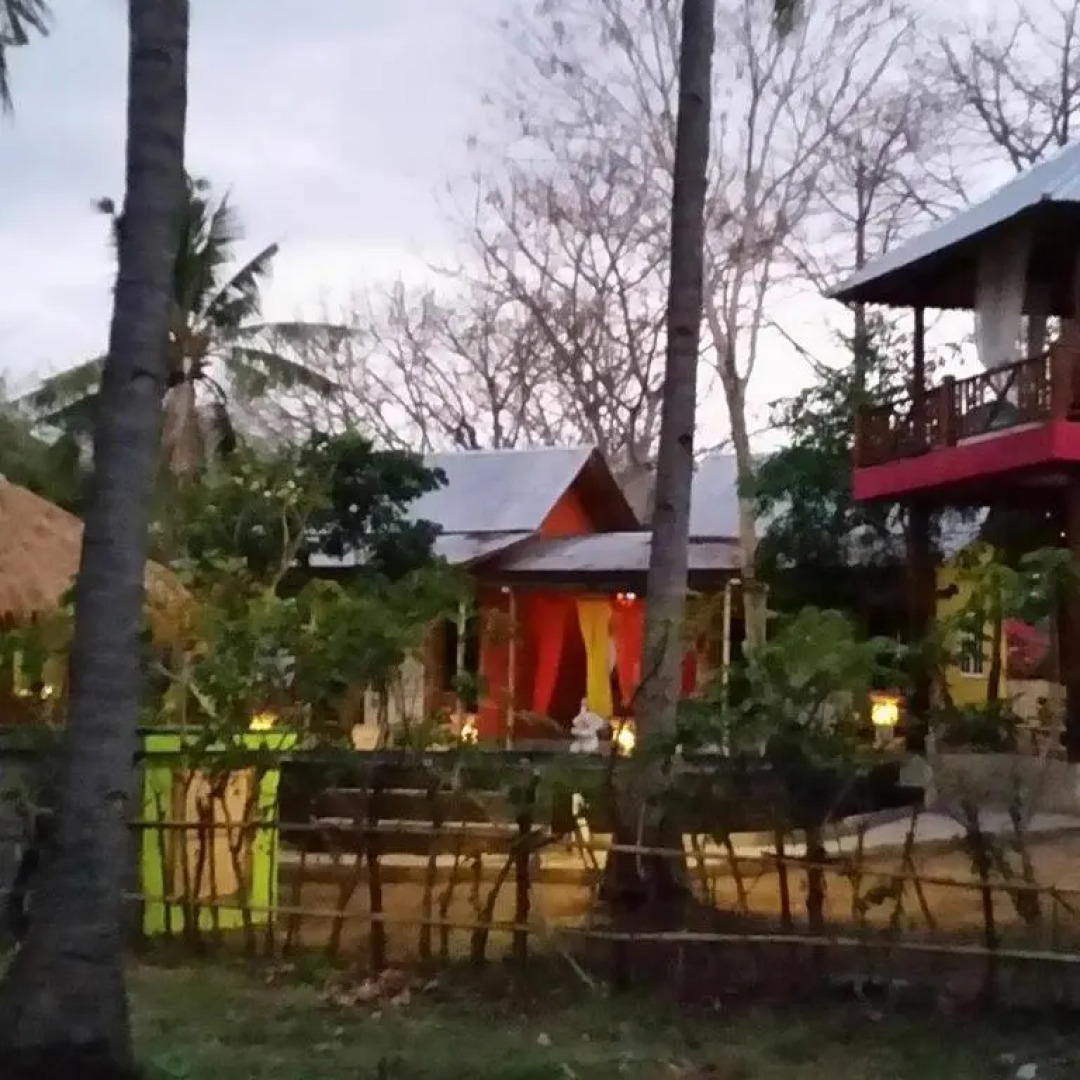 Elephant House and Bungalows Gili Air