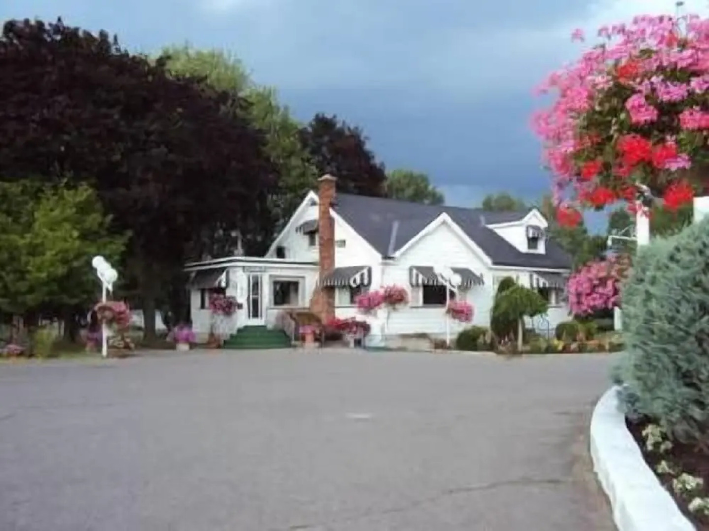 Trenton Park Cottages