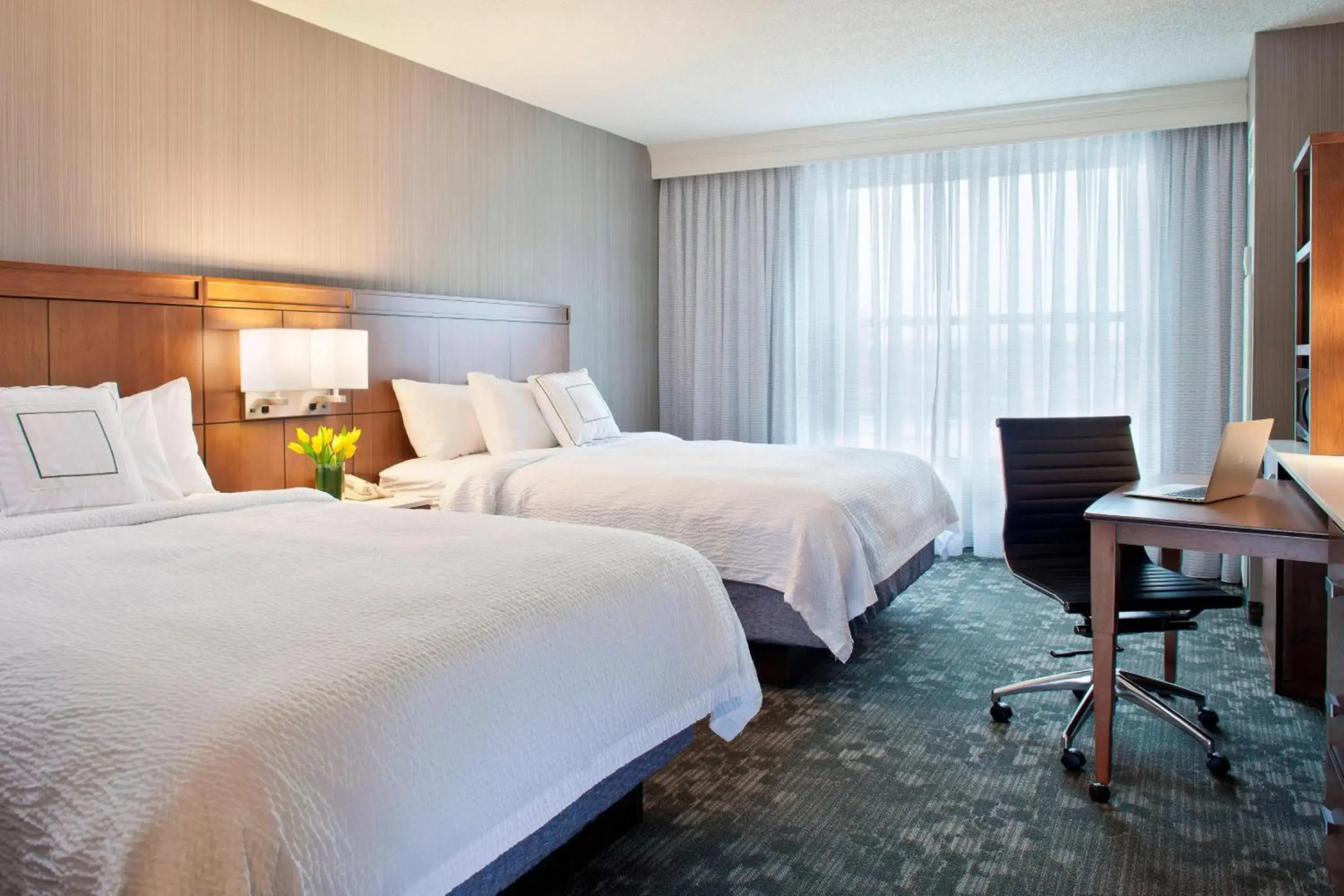 Courtyard by Marriott Pueblo Downtown