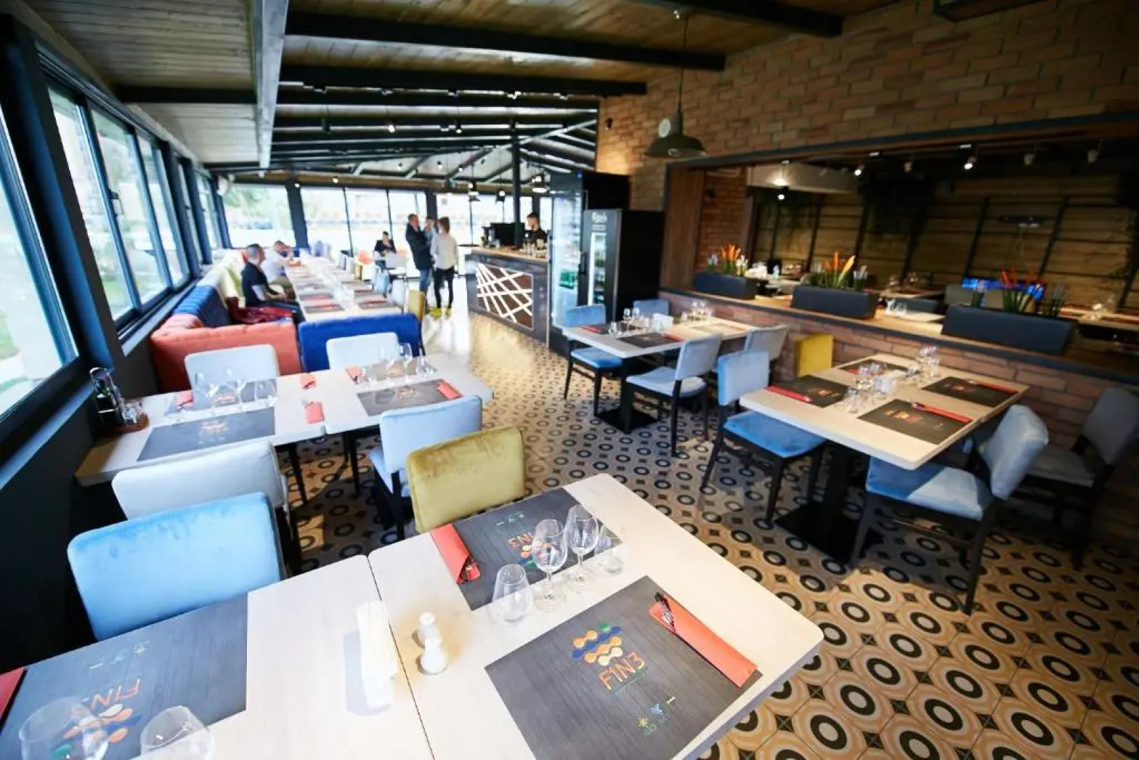 Modern apartment with pool in North Bucharest