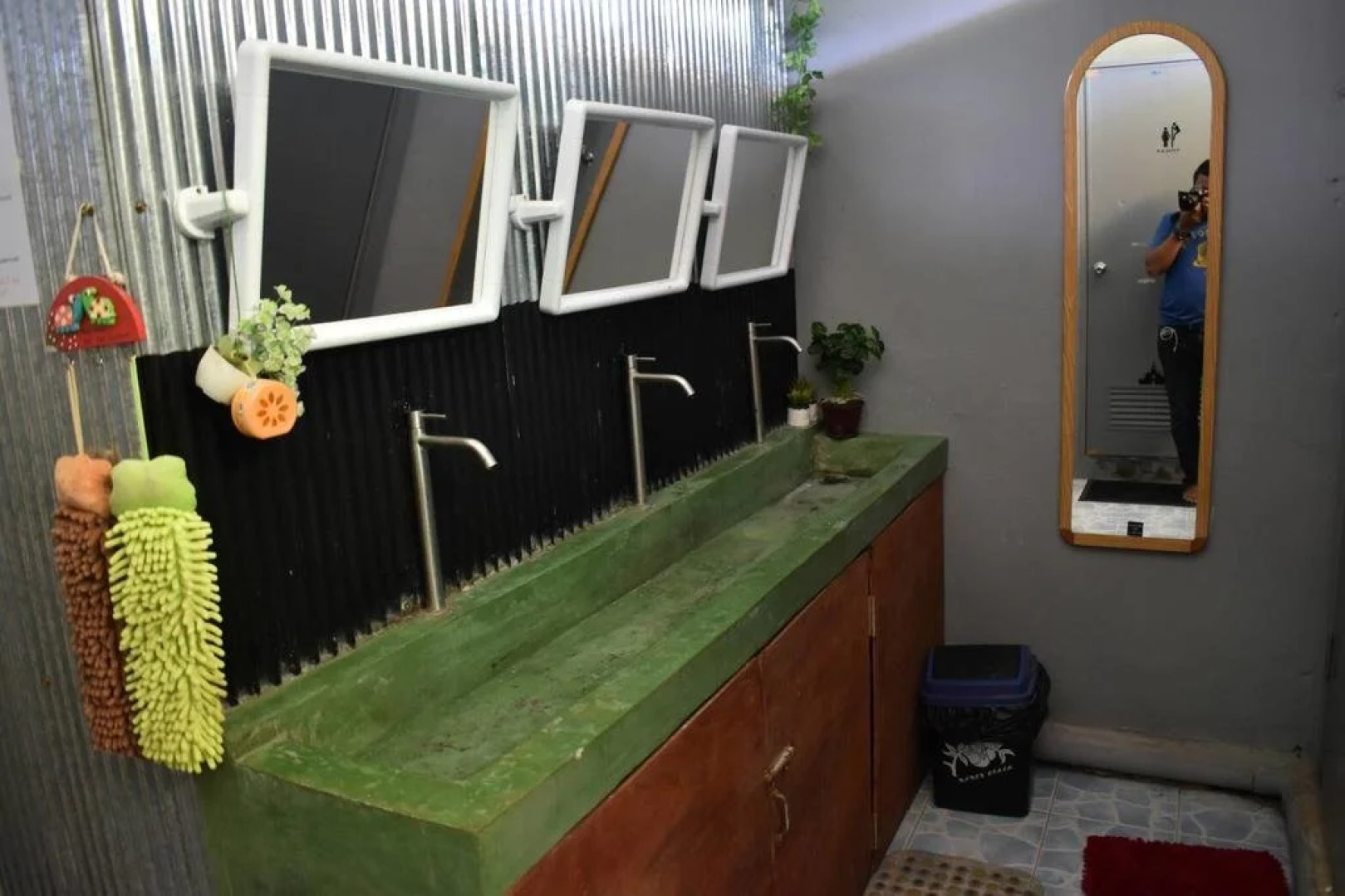 Harbor Hostel - Adults Only