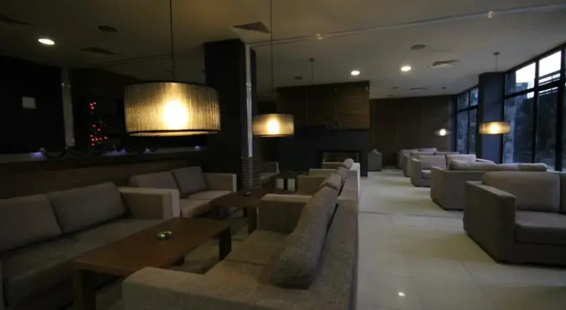 Studio New Estate in Aspen Valley