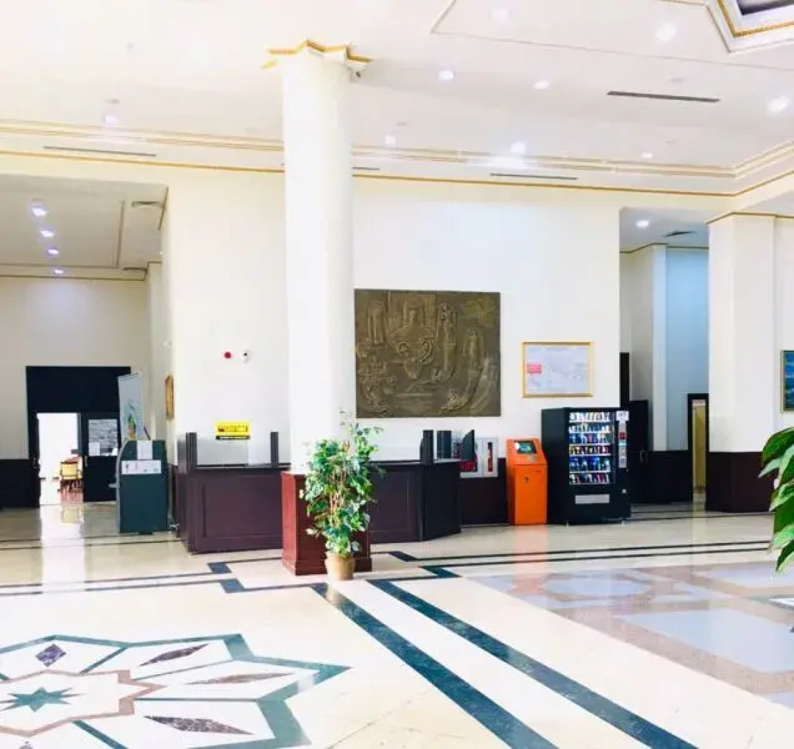 Чарлак Отель